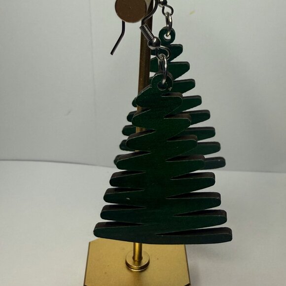 NEW Christmas Tree Dark Green Wooden Dangle Earrings - Picture 3 of 4